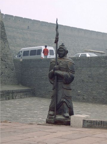 taiyuan 404w- Pingyao - guard